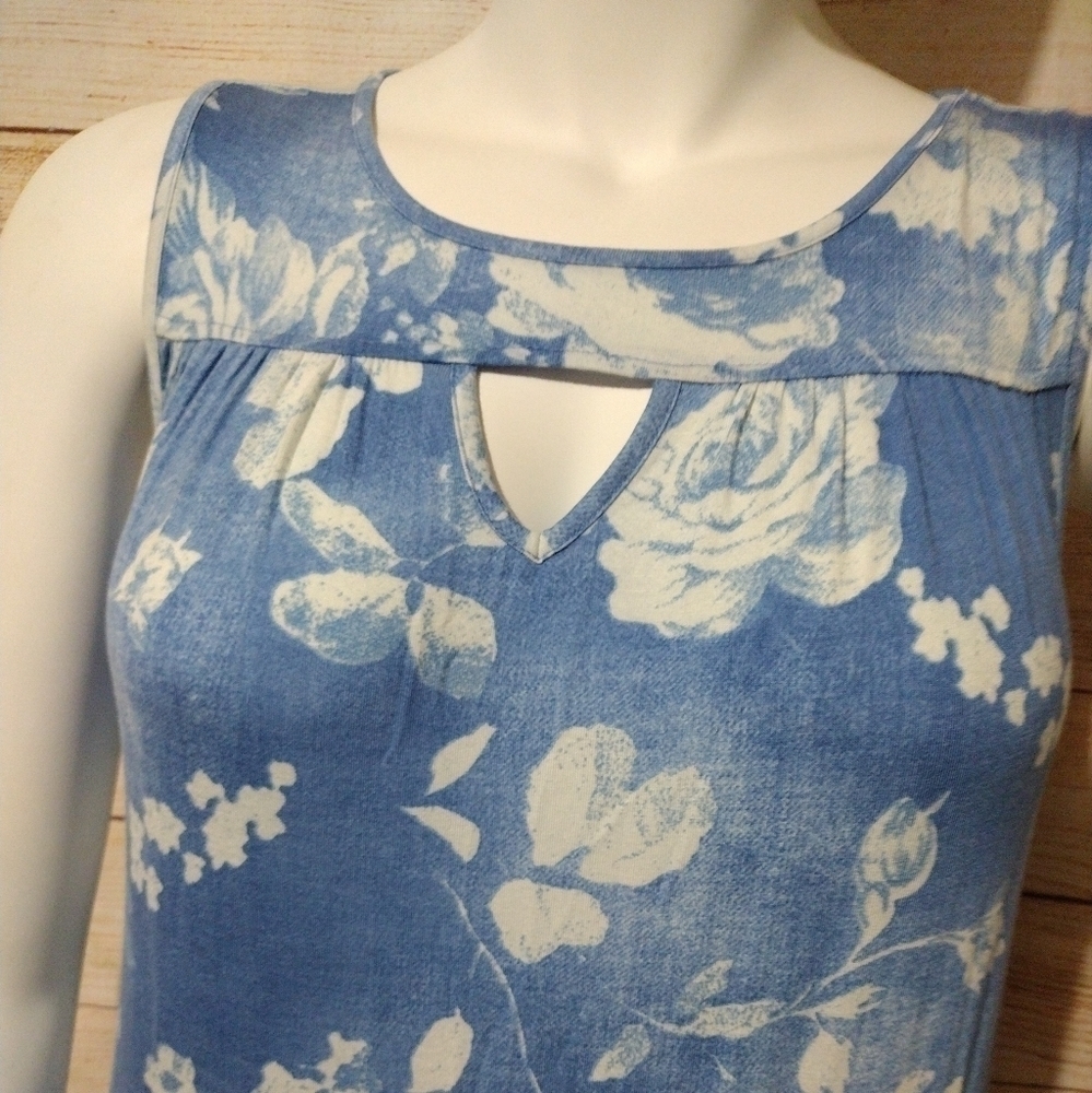 GREIGE Denim Floral Midi Dress - Picture 2 of 7